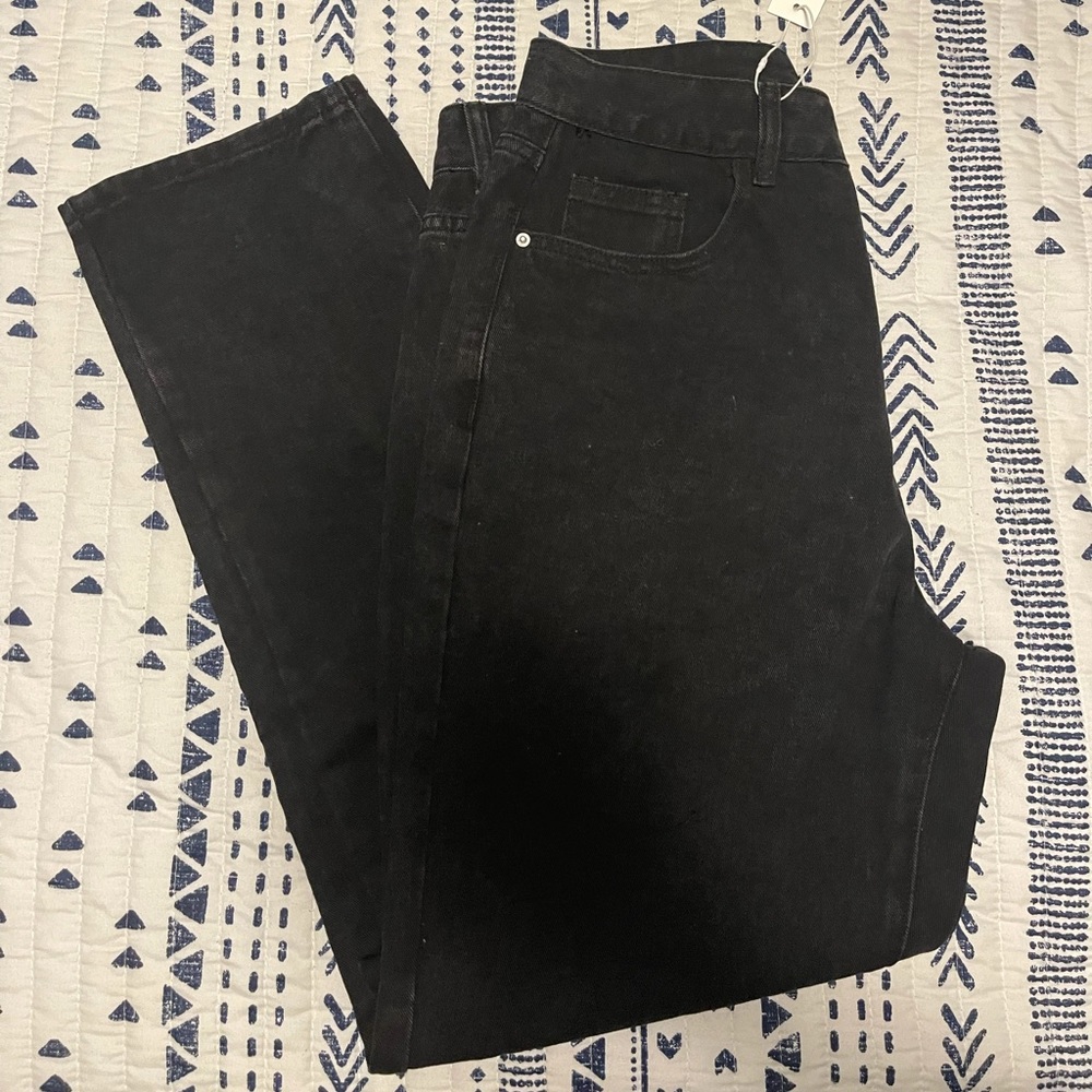 Black SHEIN mom jeans size 32